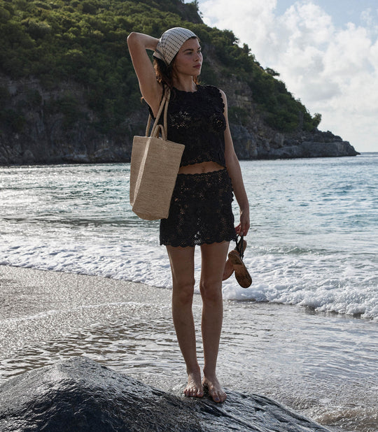 MARCIA TOP -- BLACK