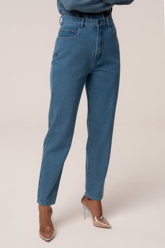 Medium Wash Roesia Jeans